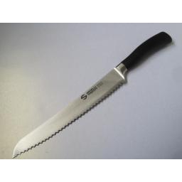 bread-knife-22cm-9-inches-serrated-edge-from-the-master-range-by-sanelli-ambrogio-253-p.jpg