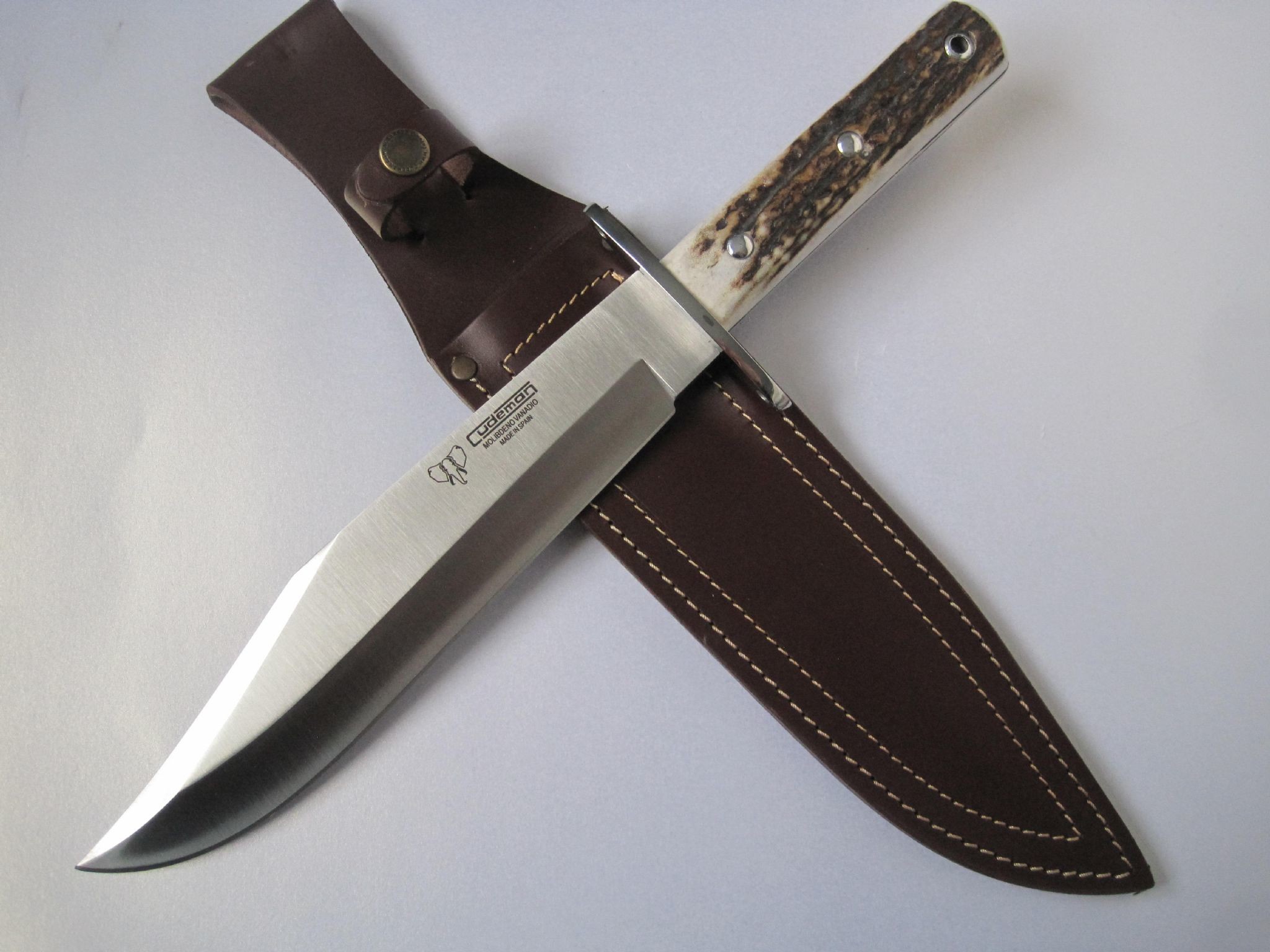 106c-cudeman-huge-15-inch-stag-bowie-knife