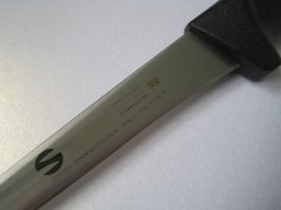 narrow-boning-knife-6-inch-16cm-from-the-supra-range-by-sanelli-ambrogio-[3]-281-p.jpg