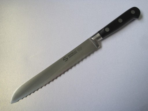 bread-knife-20-cm-from-the-chef-range-by-sanelli-ambrogio-251-p.jpg