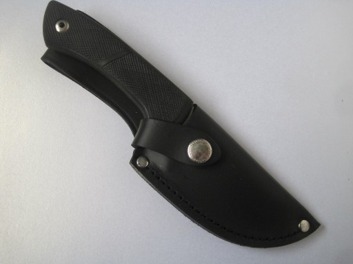 133h-cudeman-black-suregrip-guthook-skinning-knife-[3]-36-p.jpg